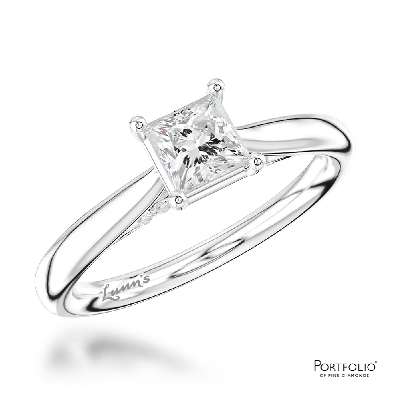 Solitaire 0.60ct E SI1 Diamond Platinum Ring