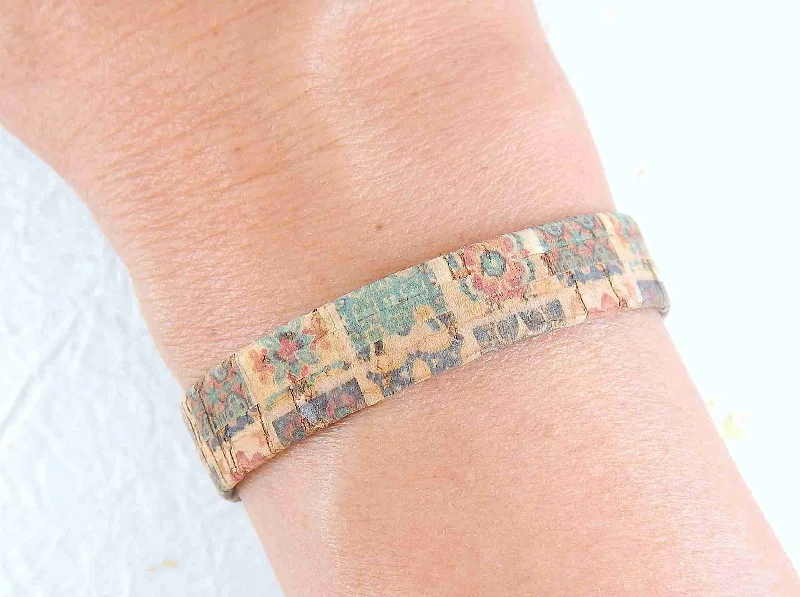 Simple 10 mm flat cork bracelet with magnetic stainless steel clasp in 2 patterns (coloured tiles on beige background, marbled gray-beige)