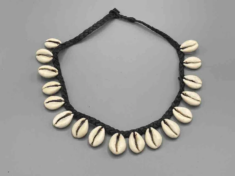 Hanging Cowrie Shell Braided Black Leather Clasp Choker Necklace - Mali