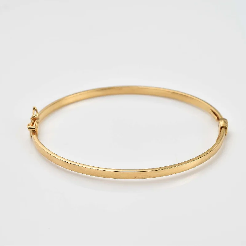 Molto Gold Bangle in 9K Gold