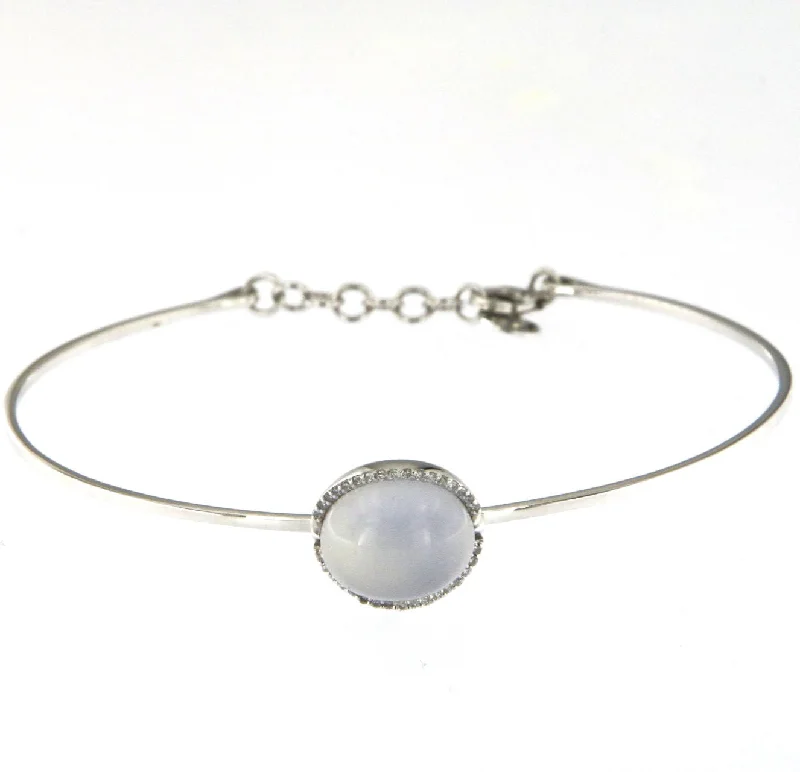 Cabouchon 18K White Gold Bracelet w. Diamonds & Chalcedony