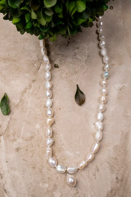 Pearls w/Pendant Necklace