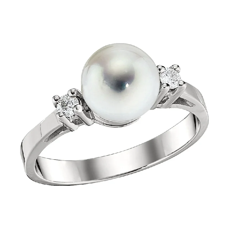 Classic Diamond Pearl Ring