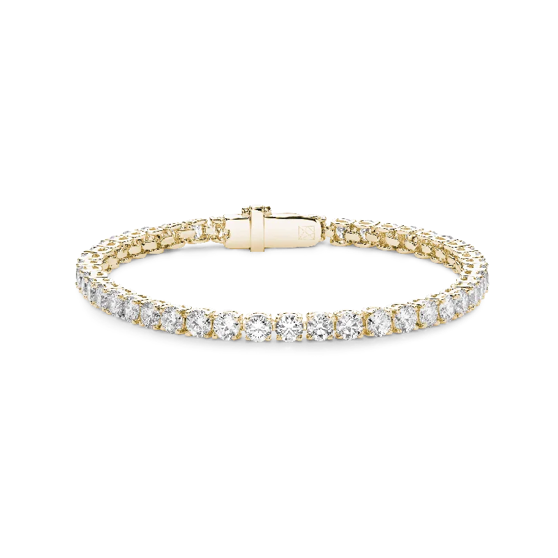 The Tennis Bracelet, Medium