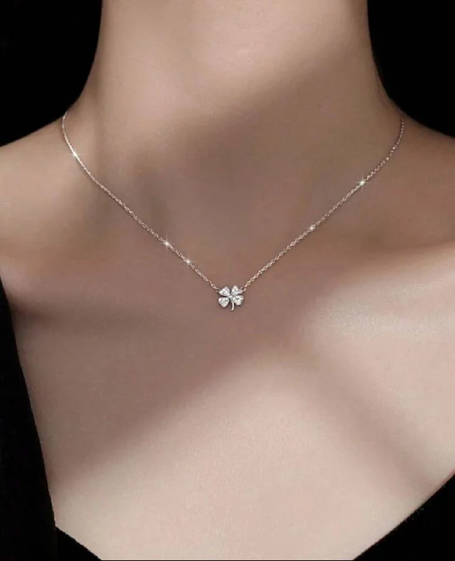 Beautiful Silver Rhinestone Shamrock Necklace