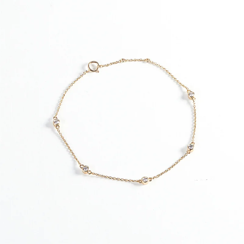 Bezel 14K Gold Bracelet w. Diamonds