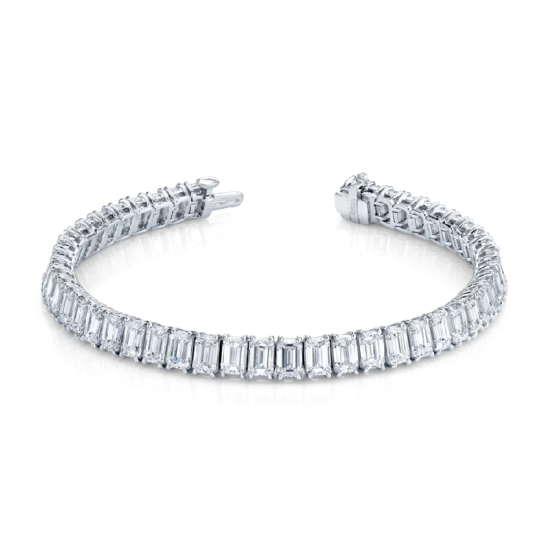 19.50 Carat Emerald Cut Diamond 4-Prong Straight Line Bracelet